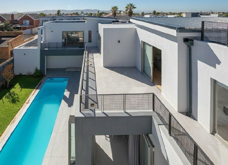 To Let 3 Bedroom Property for Rent in Sunset Beach Western Cape